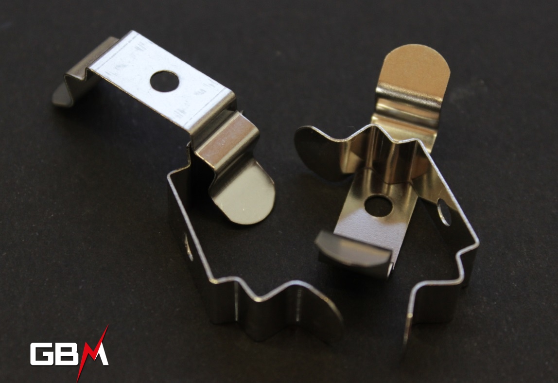 12 Clips De Fixation Métal Pour Déflecteurs De Pluie Voiture - Argentés 2x1,6x1 Cm - Installation Facile Sans Outils