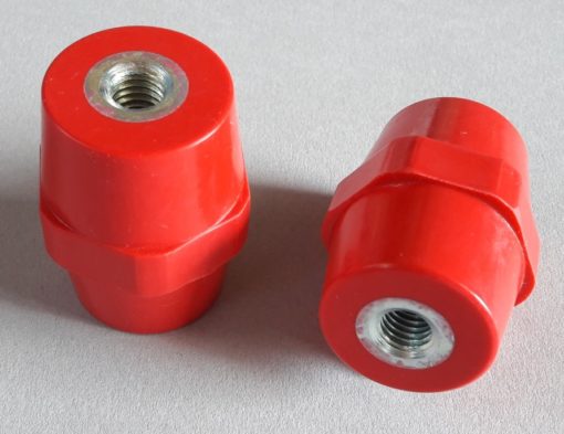 Isolateurs basse et moyenne tension M10 hauteur 50mm