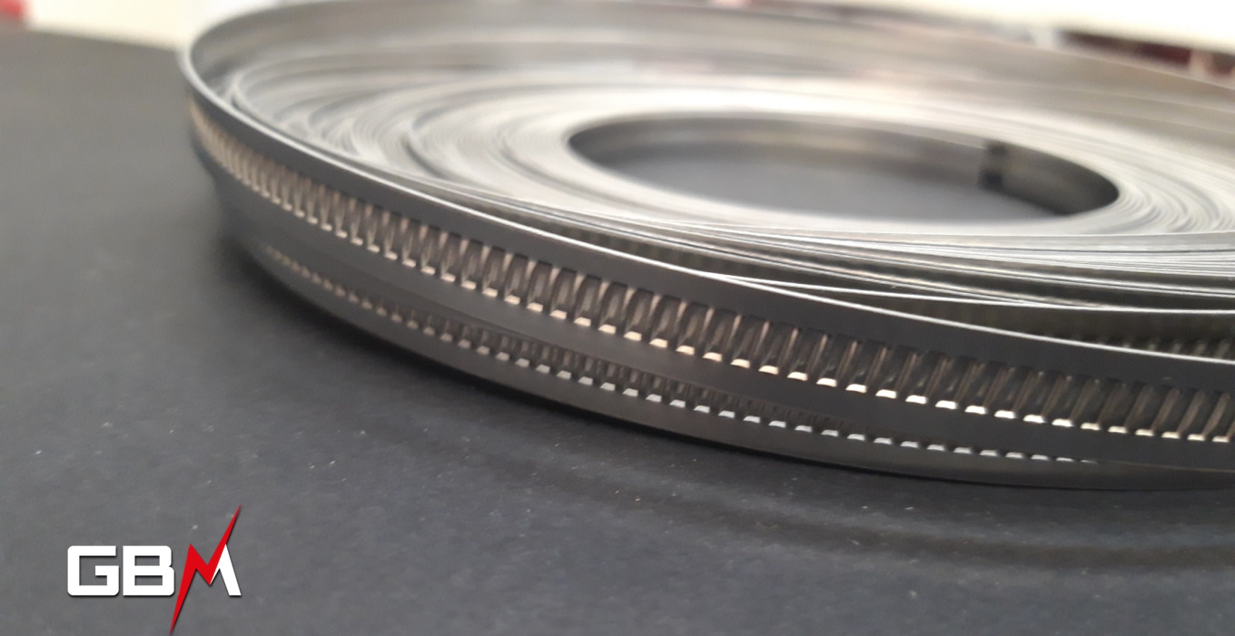 La crémaillère collier de serrage W2 acier largeur 9mm diamètre 16